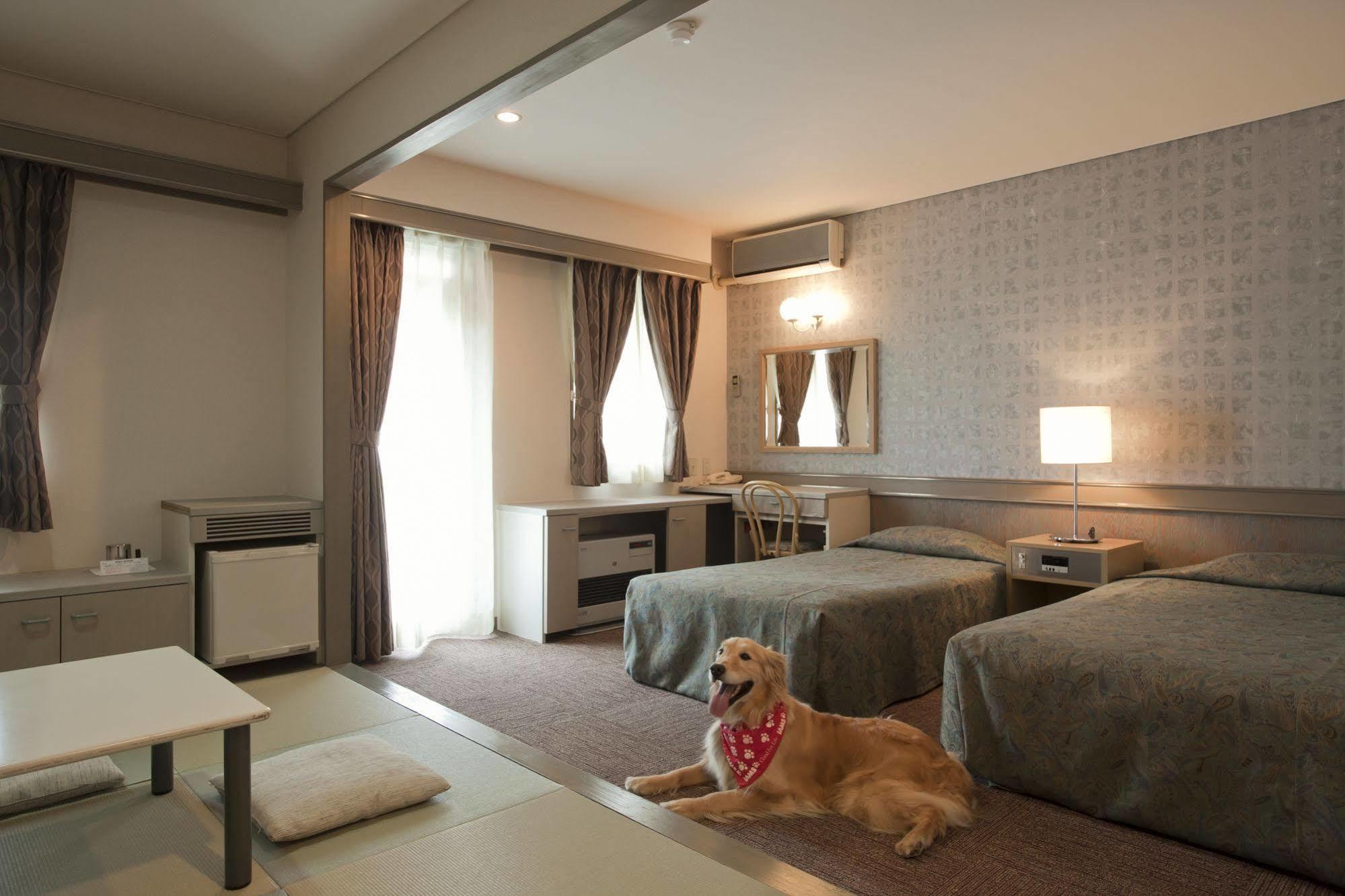 Hotel Soyokaze Karuizava Kültér fotó